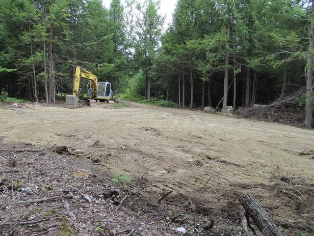 $47,900 | 52 Bradbury Ridge Road, Dixfield, ME 04224