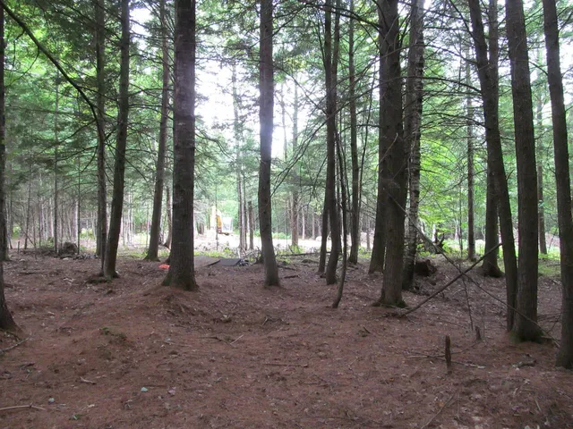 $47,900 | 52 Bradbury Ridge Road, Dixfield, ME 04224