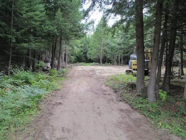 $47,900 | 52 Bradbury Ridge Road, Dixfield, ME 04224