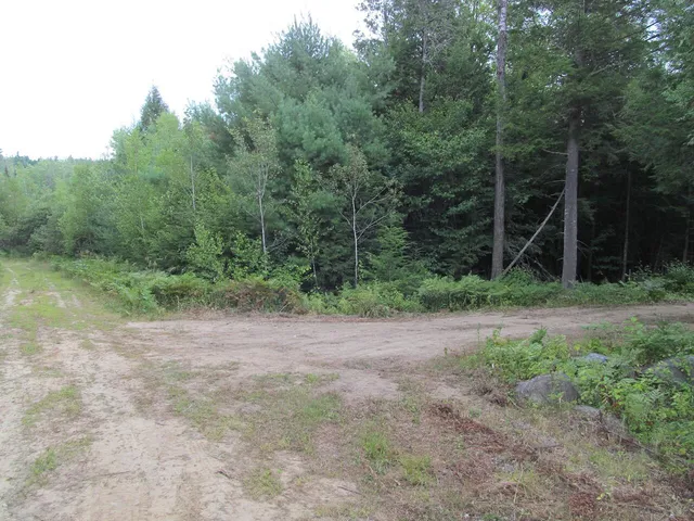 $47,900 | 52 Bradbury Ridge Road, Dixfield, ME 04224