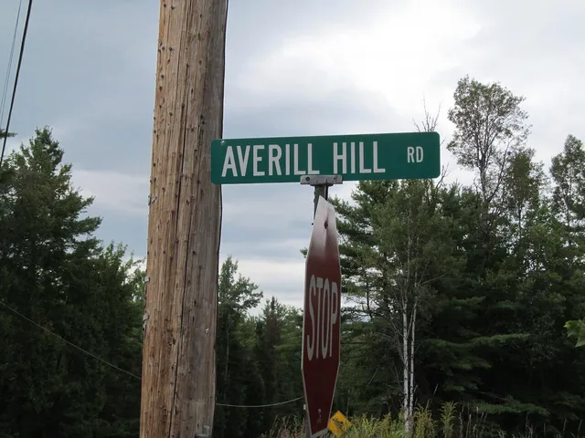 $47,900 | 52 Bradbury Ridge Road, Dixfield, ME 04224