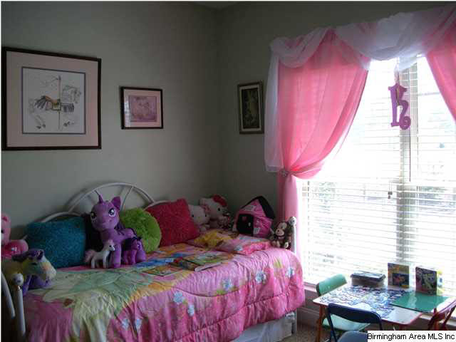 235 Ridgefield Drive Odenville, AL 35120 - Photo 17 of 31