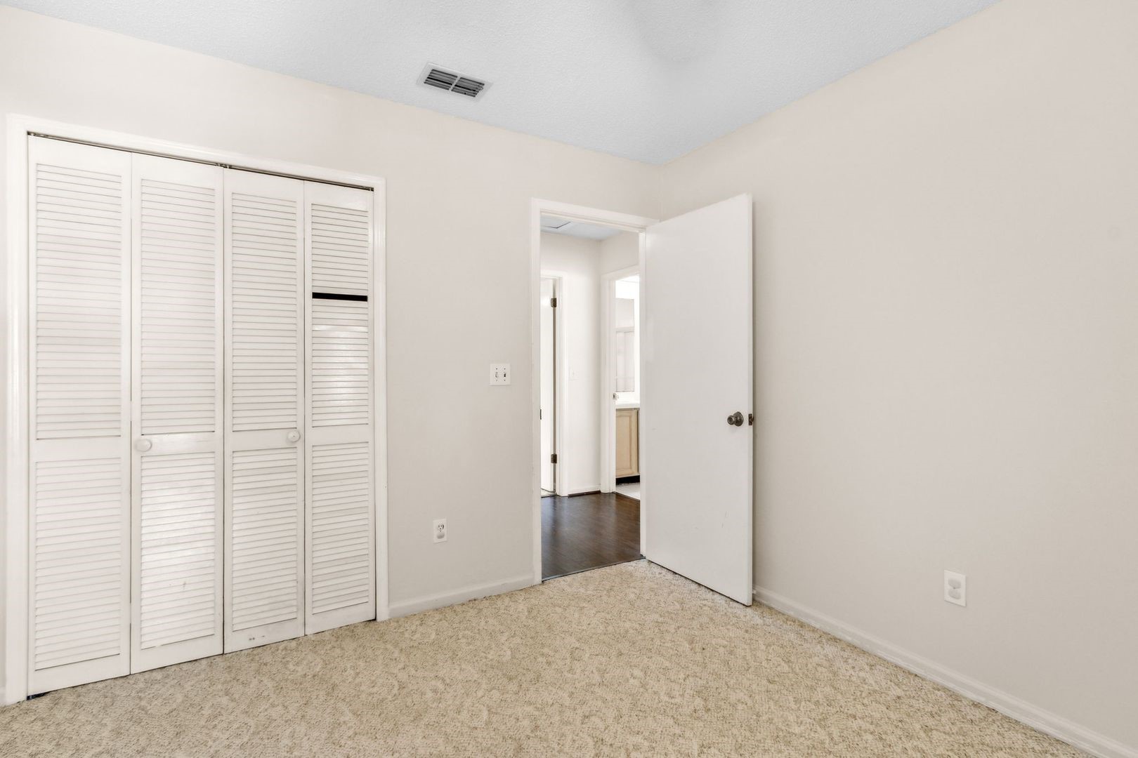 2102 Inverness Road Fernandina Beach, FL 32034 - Photo 22 of 29 a view of an empty room