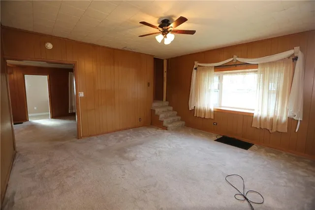 $175,000 | 715 West Valley Street, St. Joseph, MO 64504