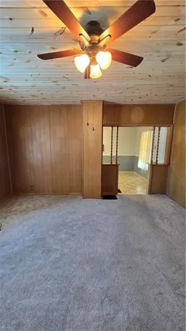 $175,000 | 715 West Valley Street, St. Joseph, MO 64504