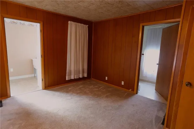 $175,000 | 715 West Valley Street, St. Joseph, MO 64504