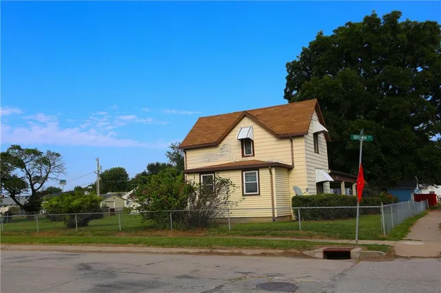 $175,000 | 715 West Valley Street, St. Joseph, MO 64504