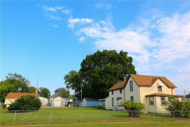 $175,000 | 715 West Valley Street, St. Joseph, MO 64504