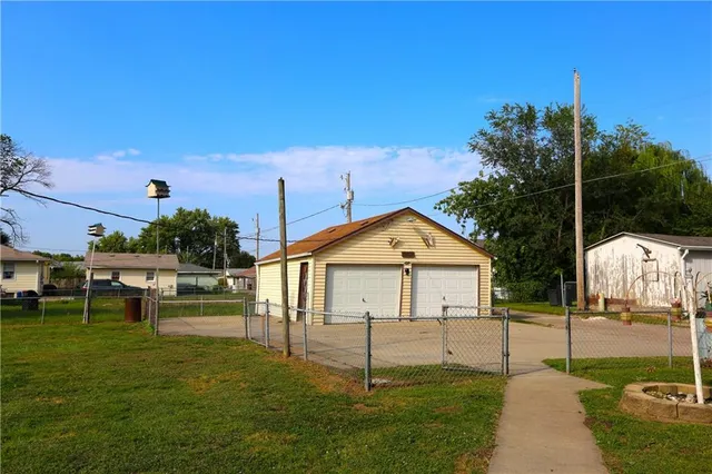 $175,000 | 715 West Valley Street, St. Joseph, MO 64504