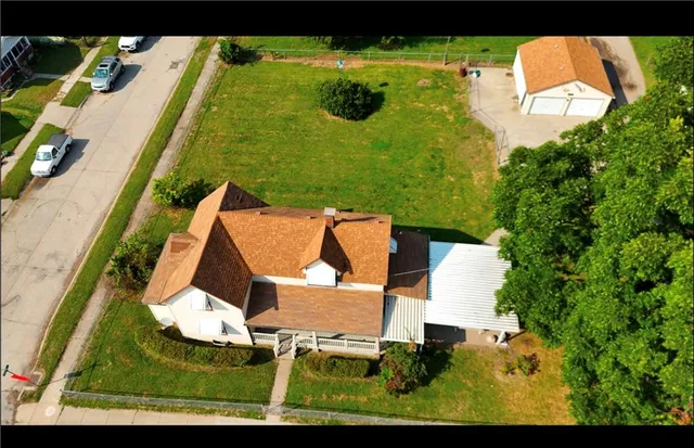 $175,000 | 715 West Valley Street, St. Joseph, MO 64504