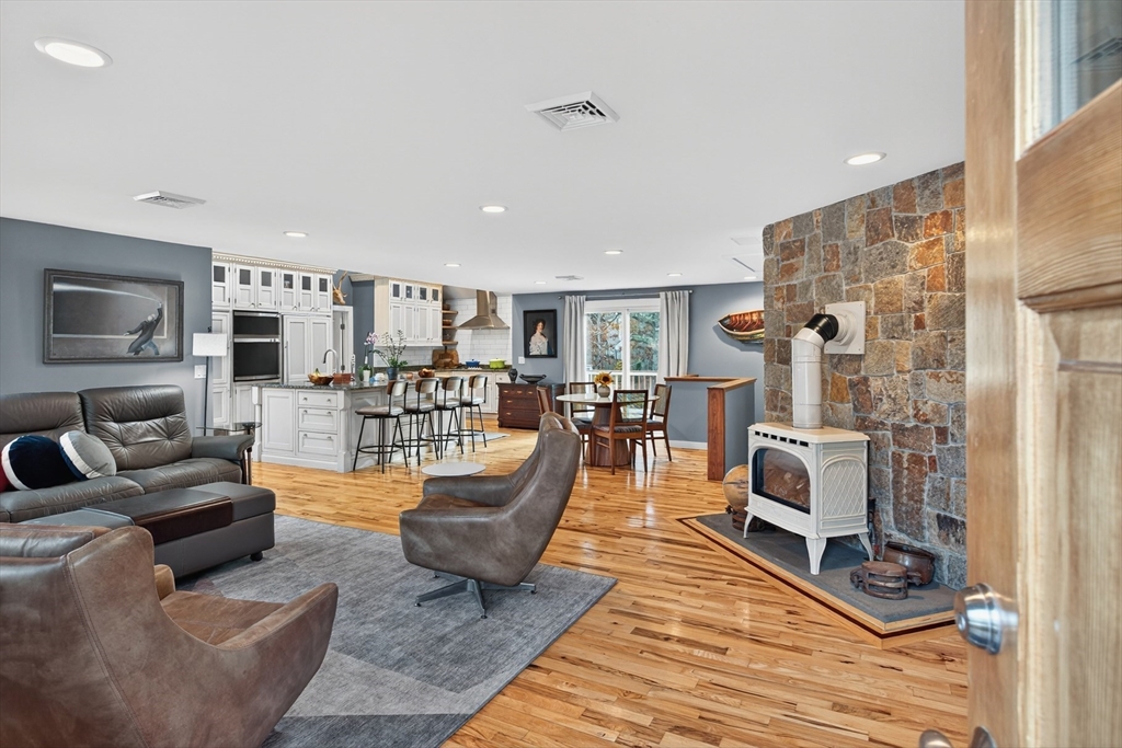 33 Pine Orchard Road Harwich, MA 02645 - Photo 5 of 42 Gallery Image 5