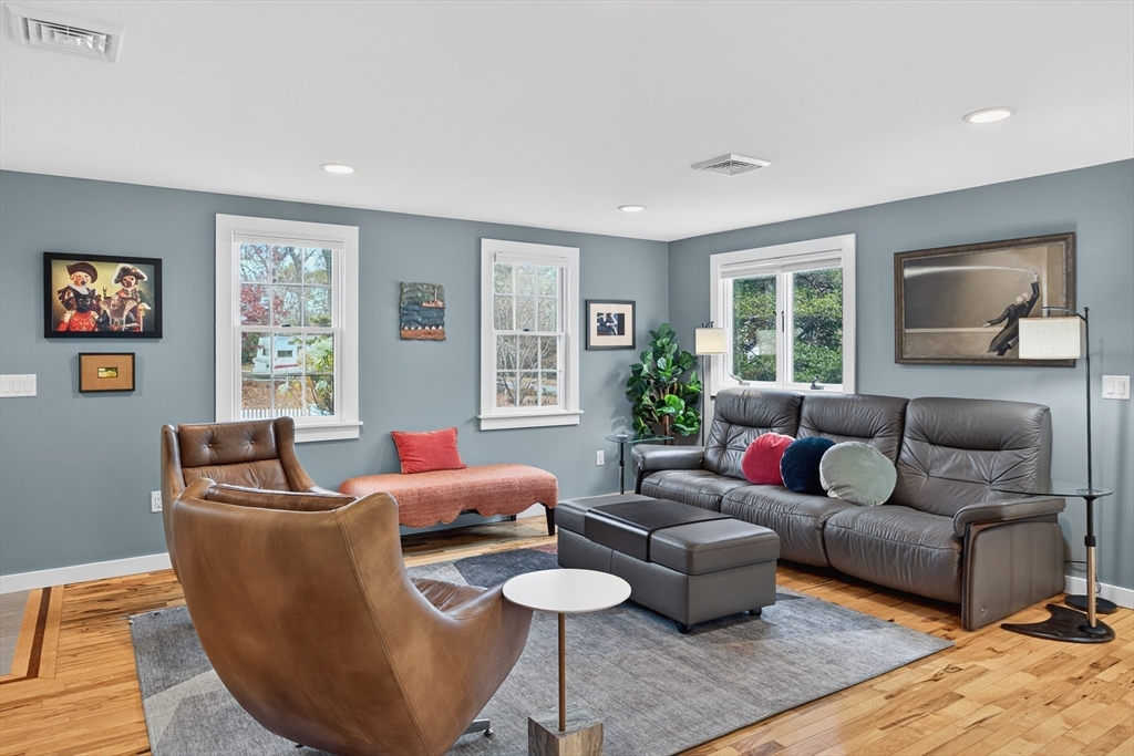 33 Pine Orchard Road Harwich, MA 02645 - Photo 7 of 42 Gallery Image 7