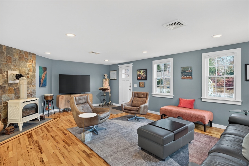 33 Pine Orchard Road Harwich, MA 02645 - Photo 8 of 42 Gallery Image 8