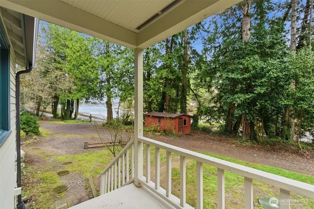 $2,400 | 16141 Thorpe Road Northeast, Poulsbo, WA 98370