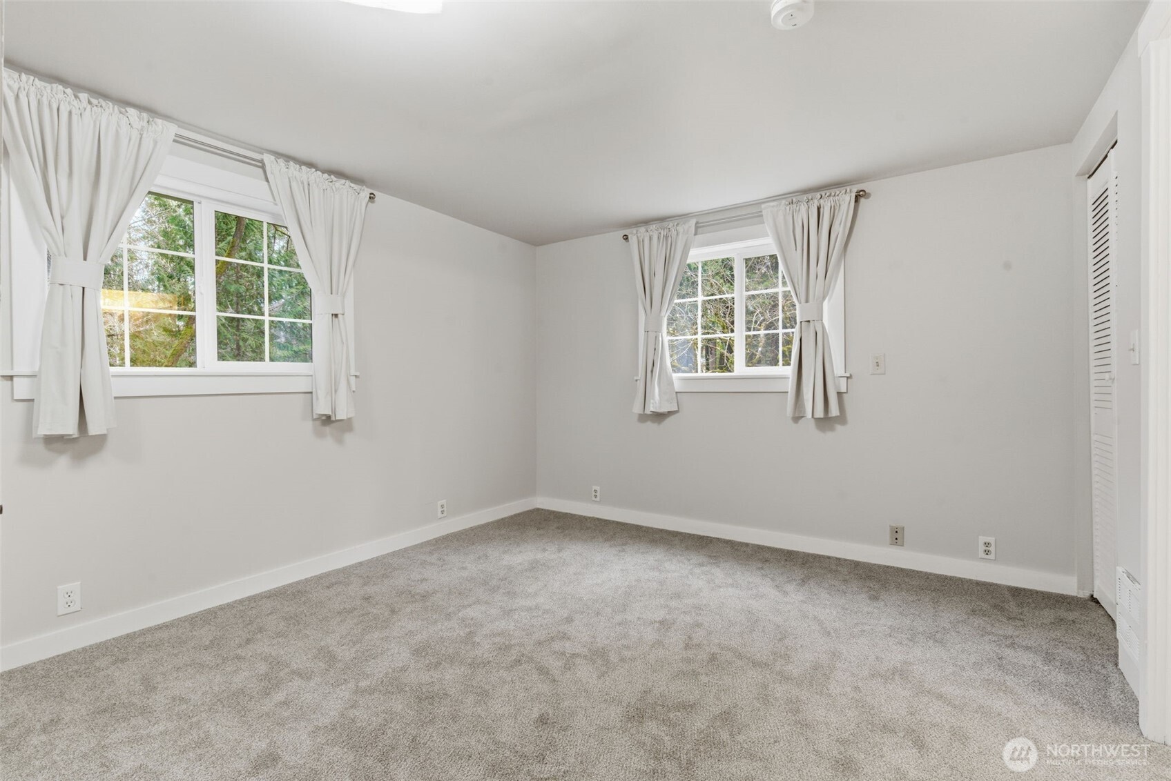 16141 Thorpe Road Northeast Poulsbo, WA 98370 - Photo 11 of 19