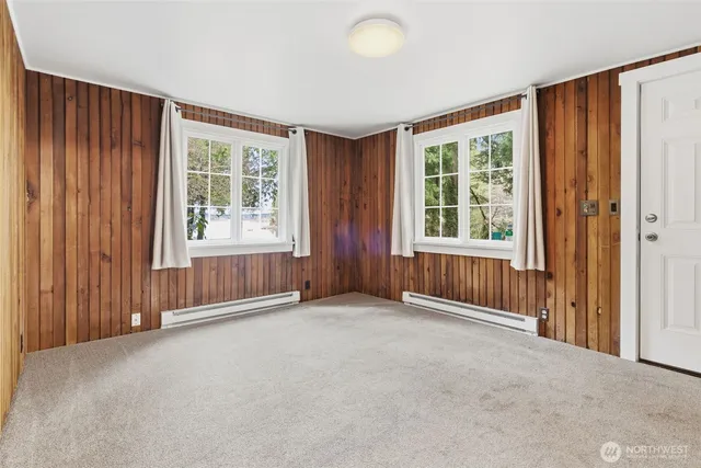 $2,400 | 16141 Thorpe Road Northeast, Poulsbo, WA 98370