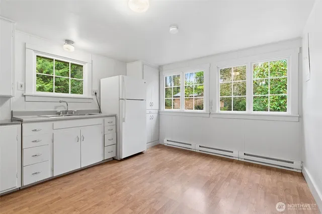 $2,400 | 16141 Thorpe Road Northeast, Poulsbo, WA 98370