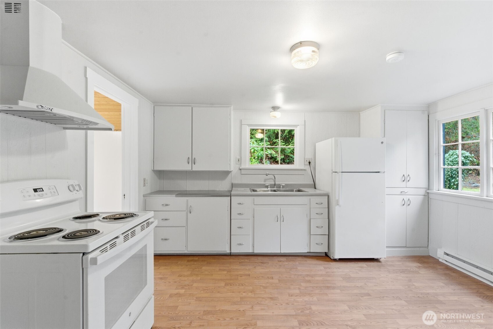 16141 Thorpe Road Northeast Poulsbo, WA 98370 - Photo 10 of 19