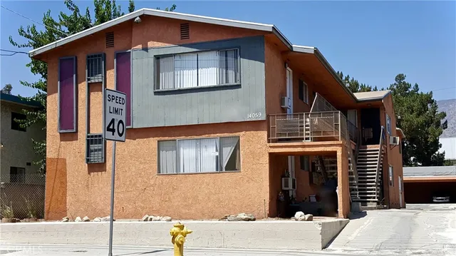 $1,450 | 14059 Foothill Boulevard, Unit 7, Sylmar, CA 91342