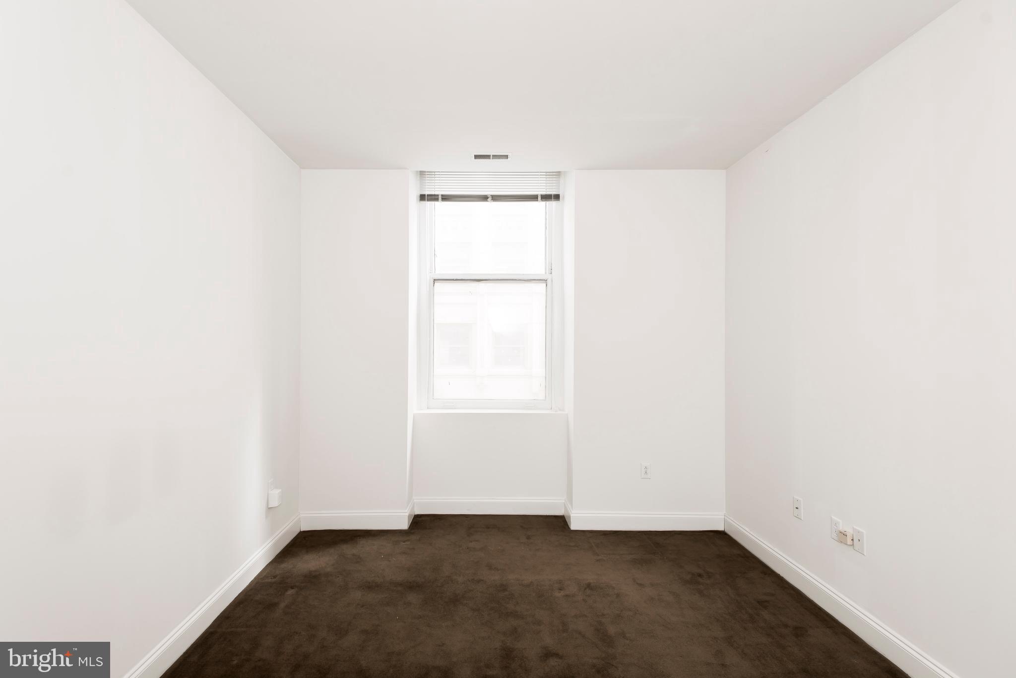 1600-4 Walnut Street, Unit 304 Philadelphia, PA 19103 - Photo 11 of 12