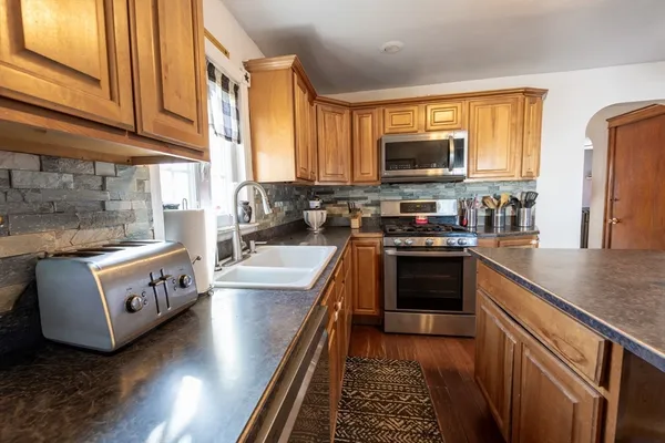 $450,000 | 103 Chicago Street, Fall River, MA 02721