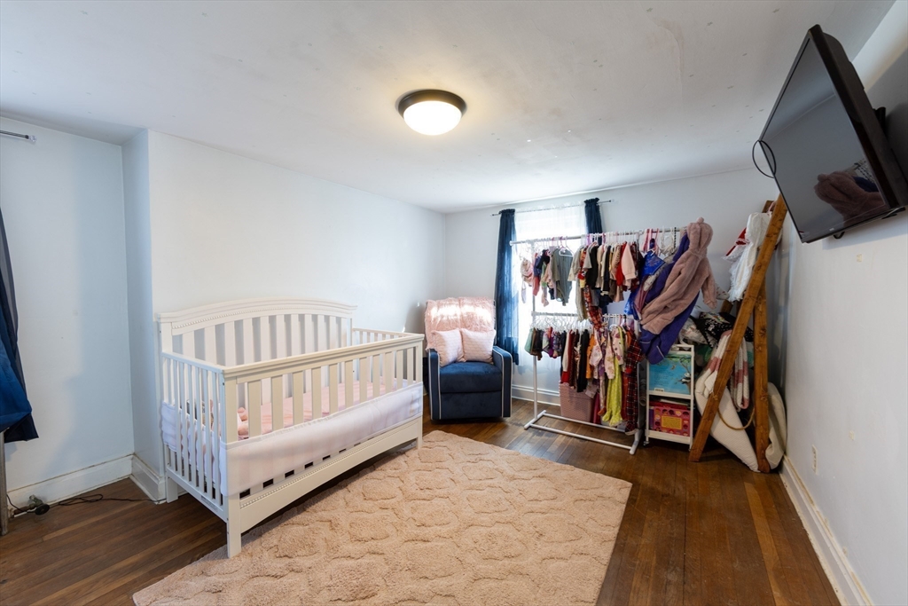 103 Chicago Street Fall River, MA 02721 - Photo 19 of 41