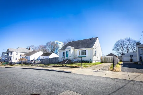 $450,000 | 103 Chicago Street, Fall River, MA 02721