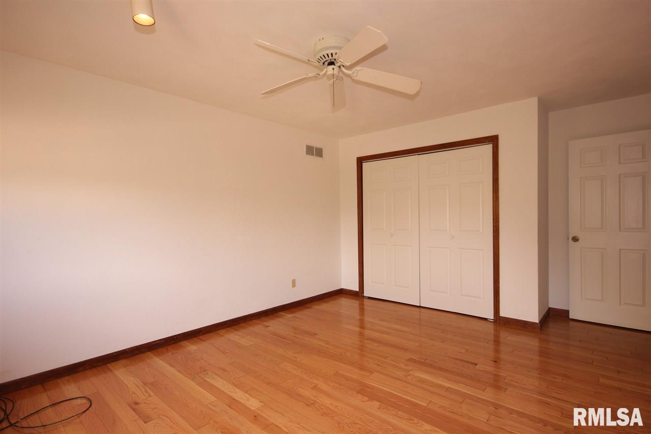 3632 West Chartwell Road Peoria, IL 61614 - Photo 20 of 36 Gallery Image 20