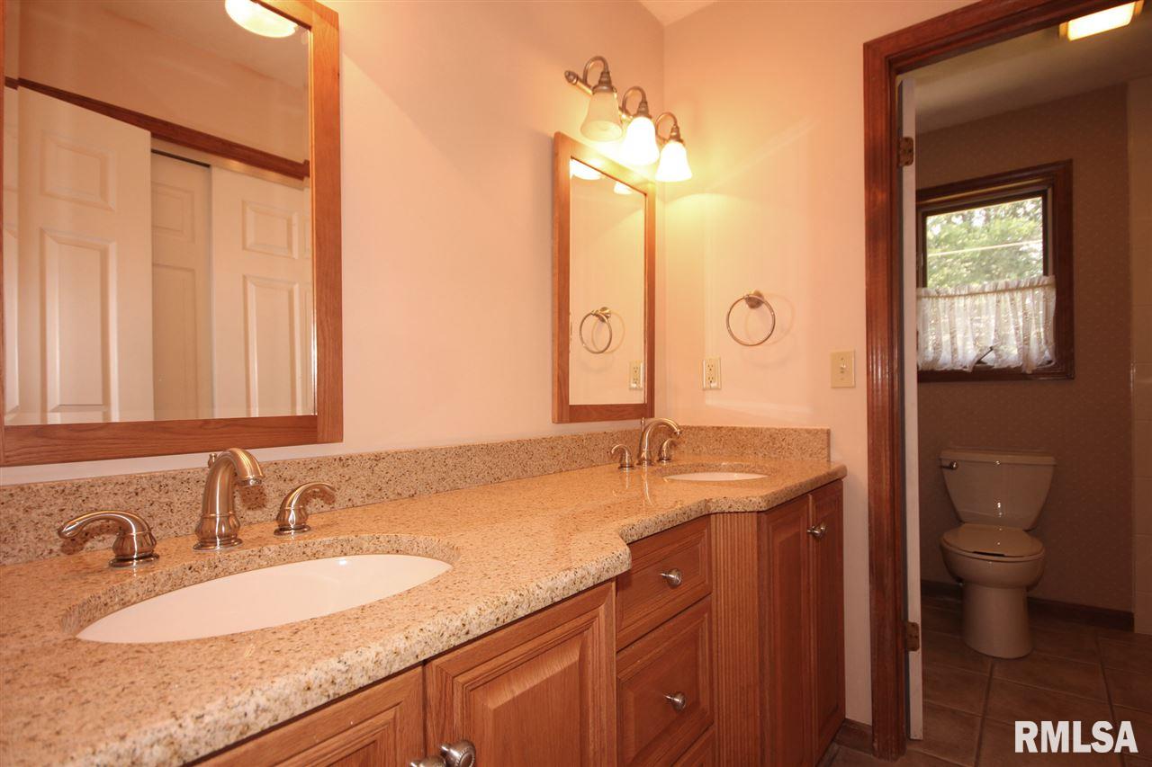 3632 West Chartwell Road Peoria, IL 61614 - Photo 23 of 36 Gallery Image 23