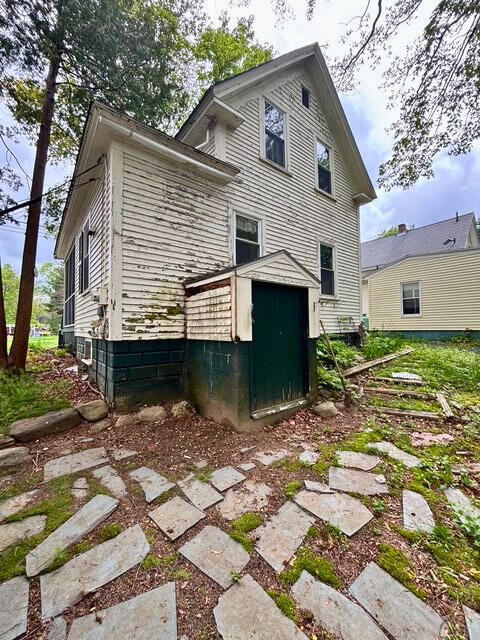 3 King Street Springvale, ME 04083 - Photo 3 of 18 Exterior3