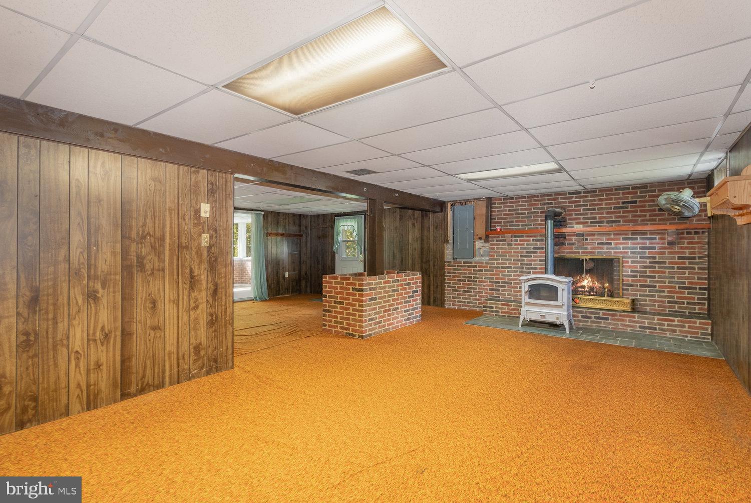 321 North York Road Mechanicsburg, PA 17055 - Photo 20 of 40 Basement Living Room