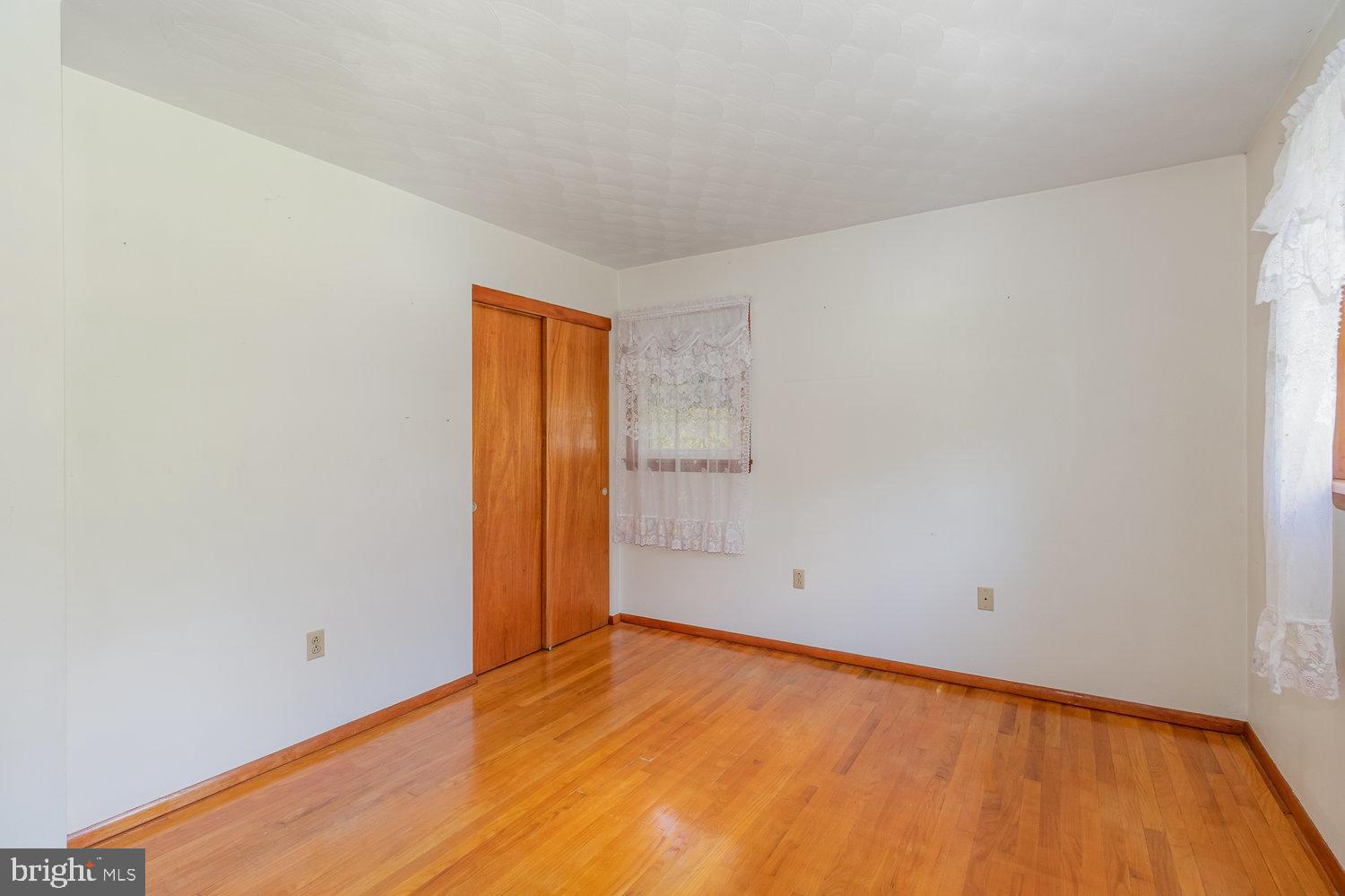 321 North York Road Mechanicsburg, PA 17055 - Photo 10 of 40 Bedroom 1