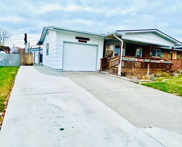 $395,000 | 1795 North 7th E Street, Mountain Home, ID 83647