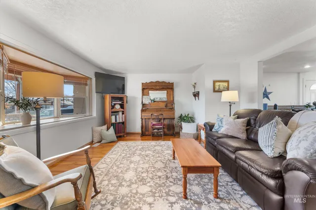 $395,000 | 1795 North 7th E Street, Mountain Home, ID 83647