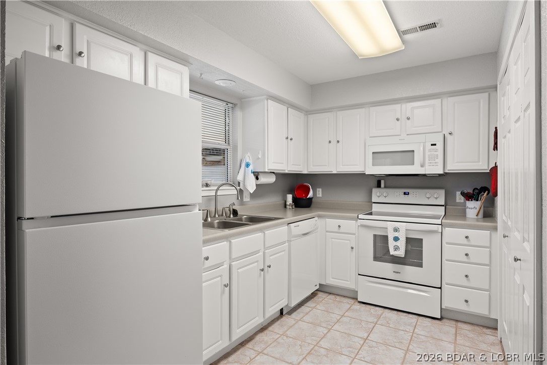 40 Lighthouse Road, Unit 1302 Lake Ozark, MO 65049 - Photo 8 of 25