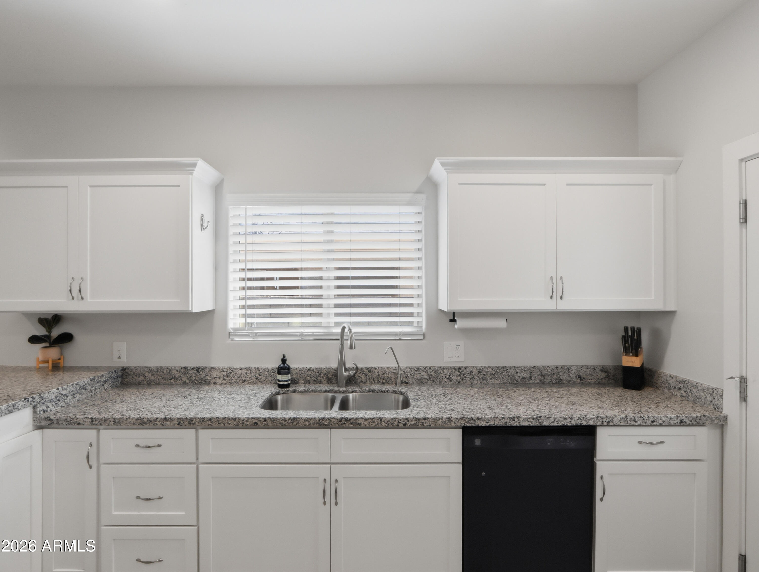 317 East Mountain View Road Phoenix, AZ 85020 - Photo 17 of 38