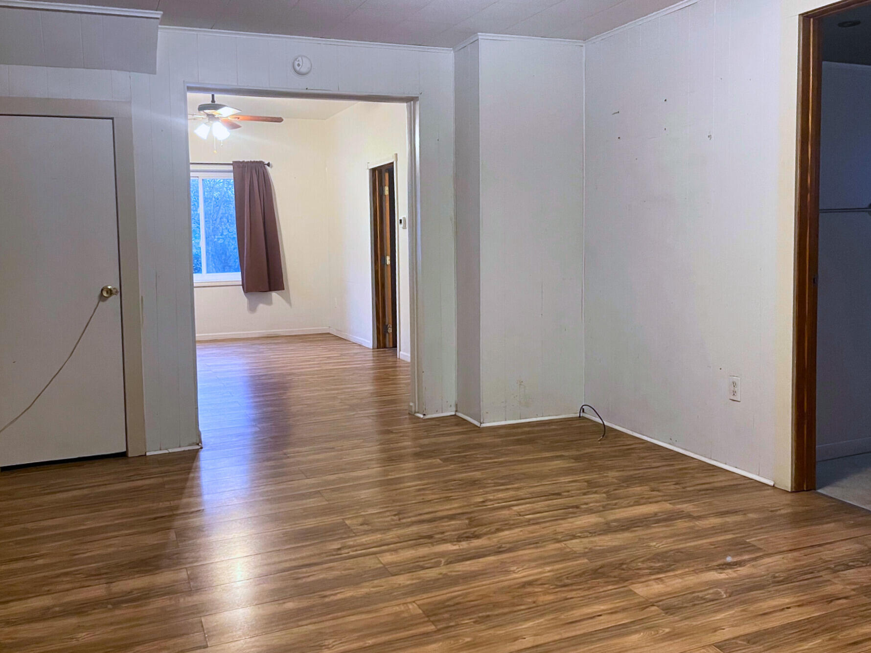 159 Jackson Street Manistee, MI 49660 - Photo 5 of 17 DINING ROOM