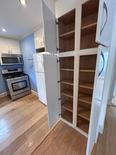 19 Catherine Street, Unit 2 Bristol, RI 02809 - Photo 11 of 20