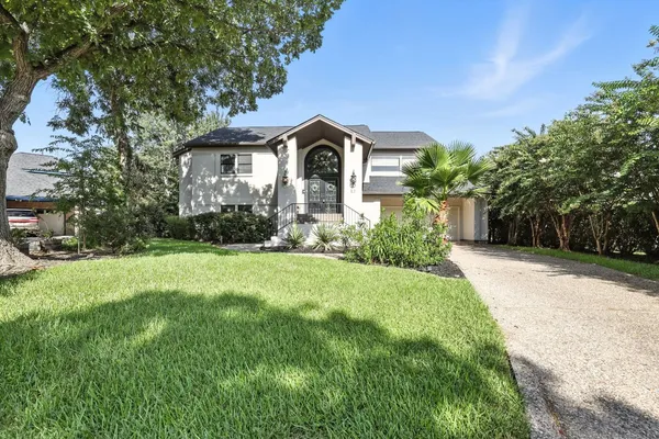 $3,200 | 12 Edgewood Circle, Montgomery, TX 77356