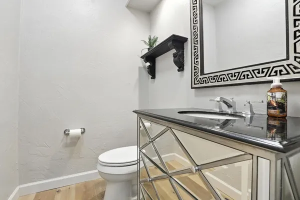 $3,200 | 12 Edgewood Circle, Montgomery, TX 77356