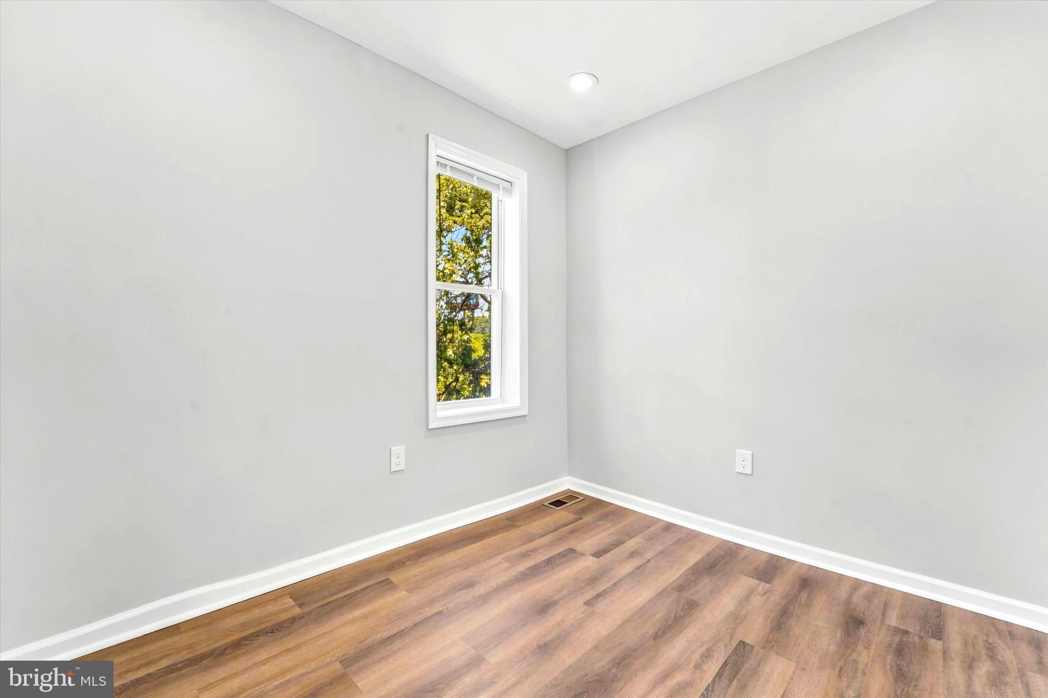 1131 Parker Street Chester, PA 19013 - Photo 24 of 34 Middle Bedroom