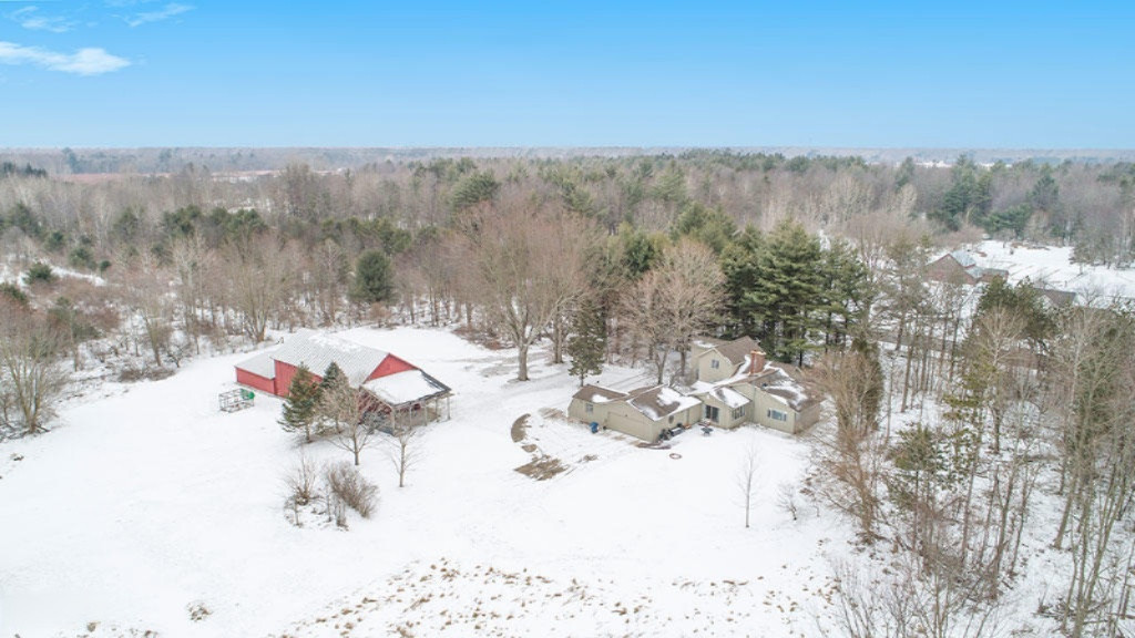 6750 South Maple Island Road Nunica, MI 49448 - Photo 22 of 24 DJI_0199