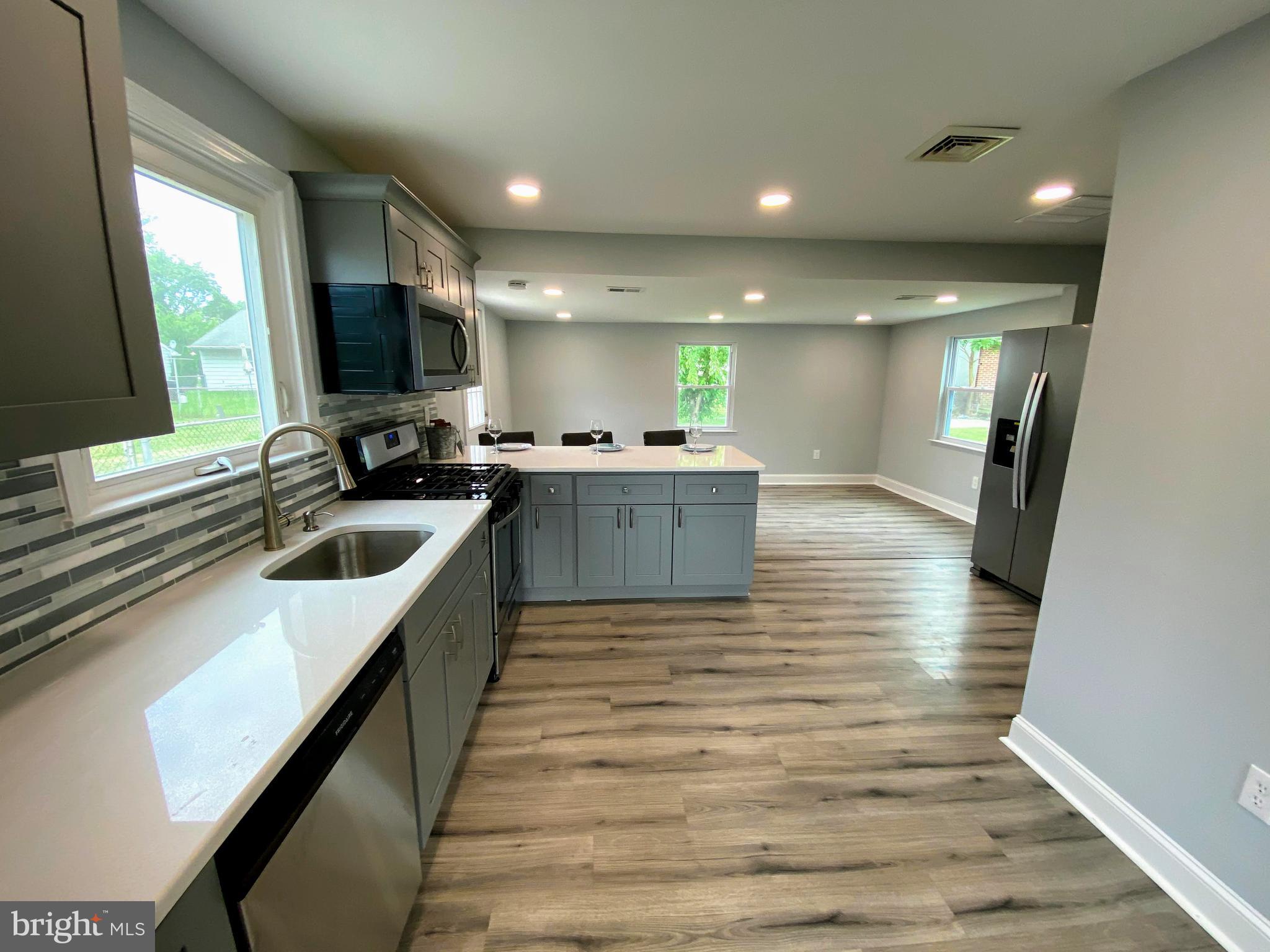 443 Colonial Road Bellmawr, NJ 08031 - Photo 13 of 41 Kitchen