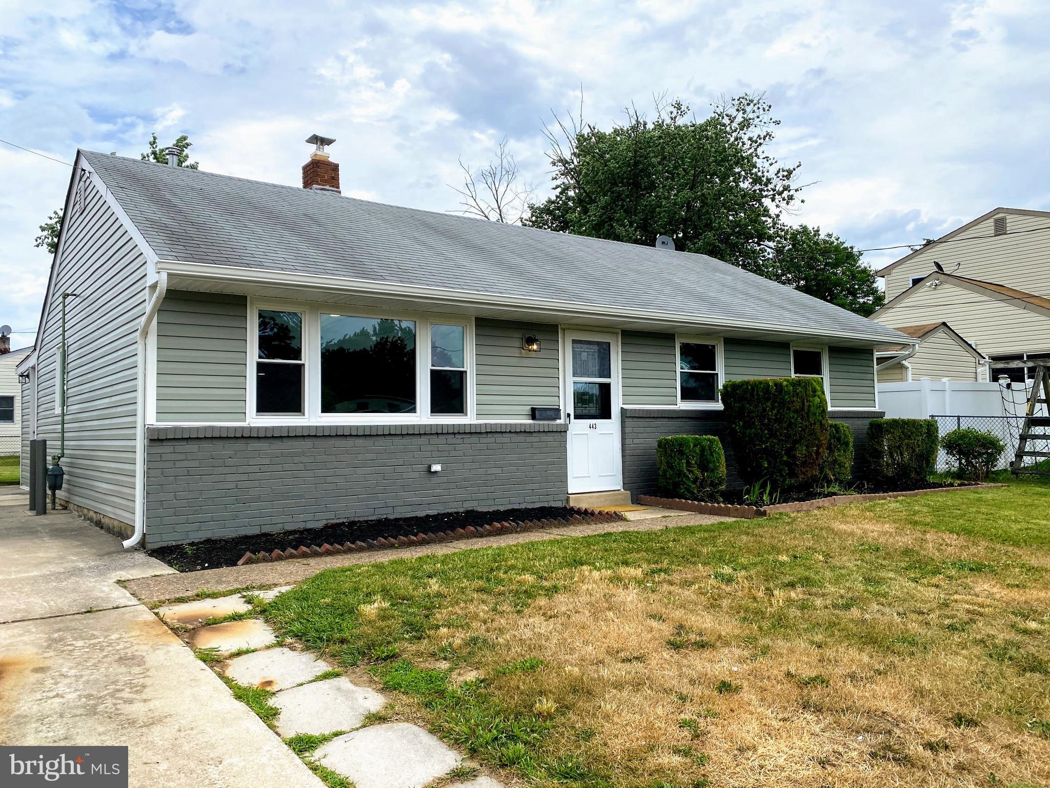 443 Colonial Road Bellmawr, NJ 08031 - Photo 3 of 41 Front of Home