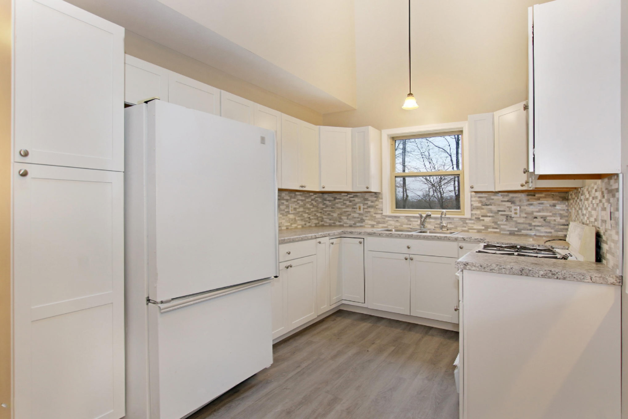 6417 Centerline Road Saranac, MI 48881 - Photo 6 of 34 IMG_1342-1