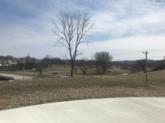 $59,900 | 252 Reagan Place Northwest, Chatfield, MN 55923