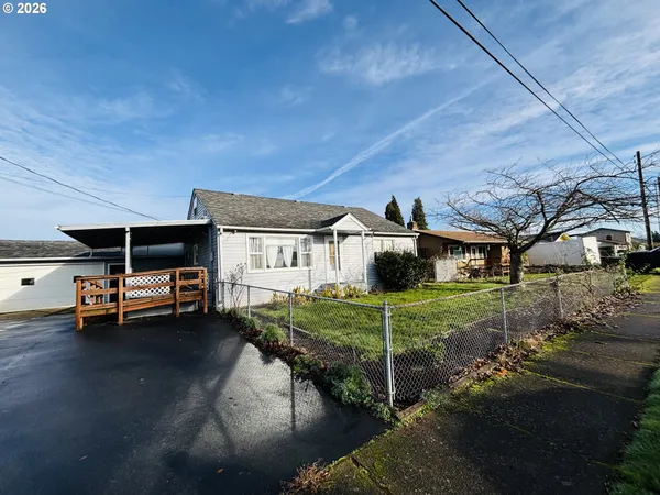 $329,888 | 3800 E Street, Springfield, OR 97478