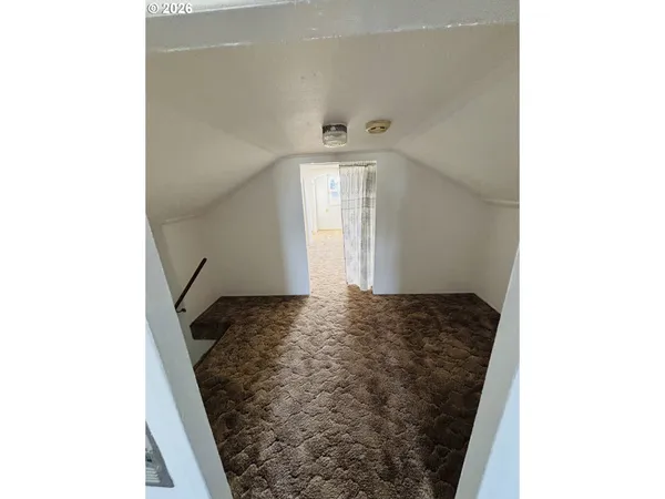 $329,888 | 3800 E Street, Springfield, OR 97478