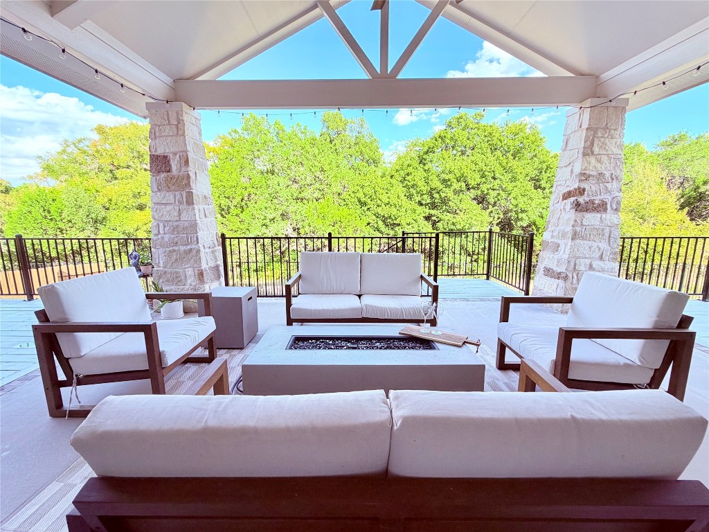 2012 Bayridge Road Georgetown, TX 78628 - Photo 26 of 32 a living room with furniture and a large window