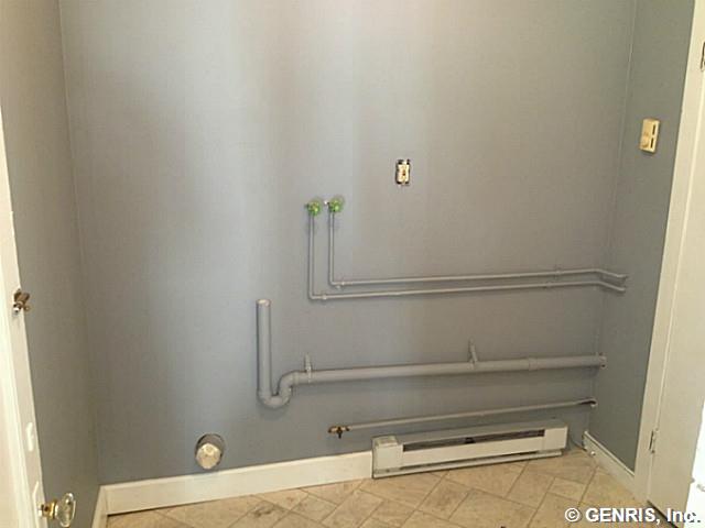 43 Gregory Street Rochester, NY 14620 - Photo 23 of 25 Laundry